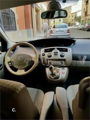 Renault Grand Scenic Luxe Privilege 1.9dci 5p. -05