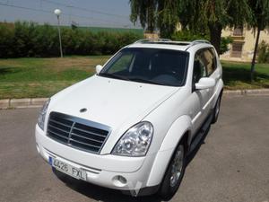 SSANGYONG Rexton II 270XDI LIMITED PROFESIONAL -07