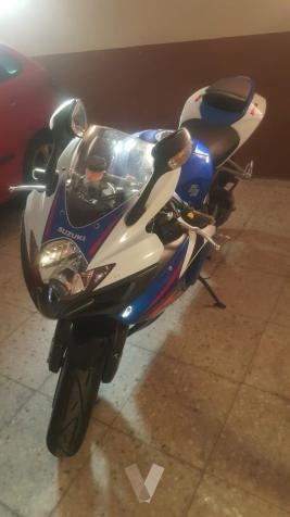 SUZUKI GSX-S 