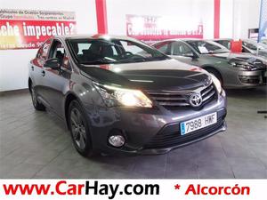 TOYOTA Avensis 120D ADVANCE 4p.