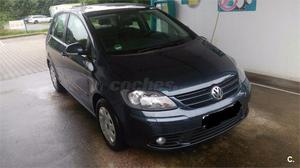 VOLKSWAGEN Golf Plus 1.9 TDI DSG Highline 5p.