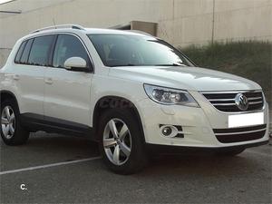 VOLKSWAGEN Tiguan 2.0 TDI 4M 140cv DSG Country 5p.