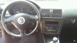 Volkswagen Bora 1.6 Conceptline 4p. -00