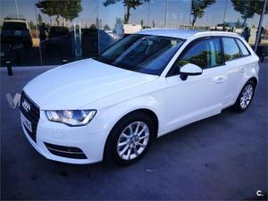 Audi A3 Sportback 1.6 Tdi 105cv Ambition 5p. -13