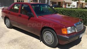 MERCEDES-BENZ E 1.8 4p.