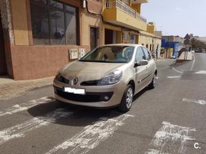 RENAULT Clio Confort Dynamique v 5p.