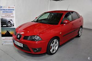 SEAT Cordoba 1.9 TDI 100cv Sportrider 4p.