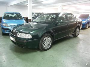 SKODA Octavia Tradition 1.9 TDi Ambiente 110 CV 5p.