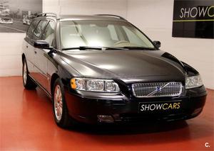 VOLVO V70 D5 Momentum 5p.