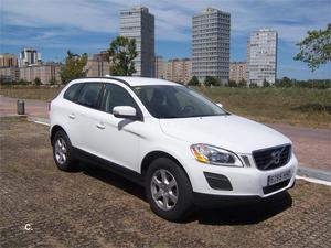 VOLVO XC DRIVe Kinetic 5p.