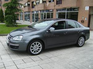 Volkswagen Jetta 2.0 Tdi 140 Advance 4p. -08