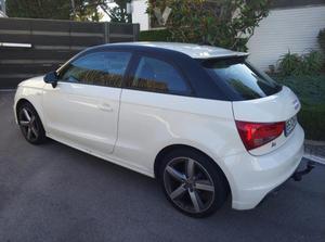 AUDI A1 1.6 TDI 105cv Ambition -13