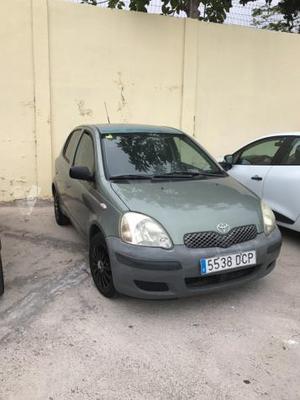 TOYOTA Yaris 1.3 VVTi T3 -04