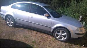 Volkswagen Passat 1.9 Tdi 130cv Highline 4p. -01