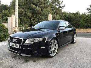 Audi A4 RS4 4.2 V8 FSI quattro