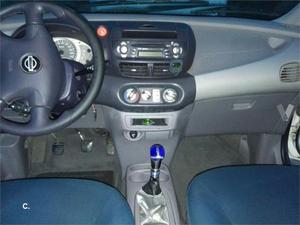 Nissan Almera Tino 2.2di Comfort 5p. -00
