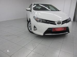 TOYOTA Auris 90D Active 5p.