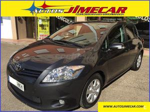 TOYOTA Auris 90D Live 5p.