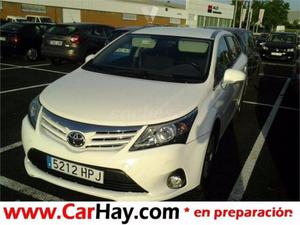 Toyota Avensis 120d Comfort Cross Sport 5p. -13