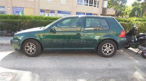 VOLKSWAGEN Golf 1.4 CONCEPTLINE 3p.