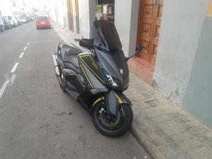 YAMAHA TMAX 530 ABS -12