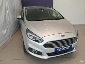 Ford Smax -16