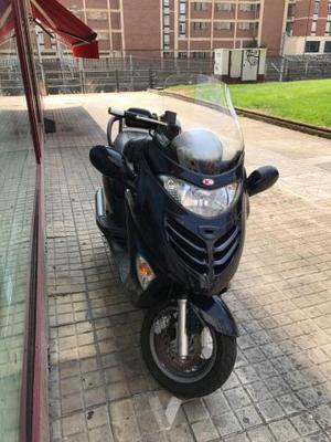 KYMCO Grand Dink 