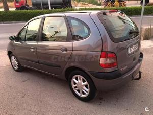 Renault Megane Scenic Dynamique 1.9dci 5p. -01