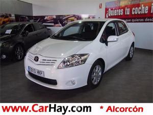 Toyota Auris 90d Active 5p. -12