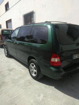 KIA Carnival 2.9 TDI 16V LS -99