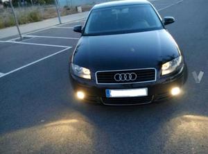 AUDI A3 2.0 TDI quattro Attraction -04