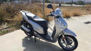 HONDA SCOOPY SH300i ABS TopBox (