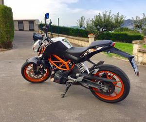 KTM 390 Duke. (