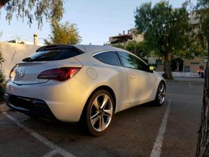 OPEL Astra 2.0 CDTi SS Sportive GTC -12