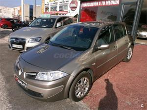 RENAULT Megane Dynamique v 110cv 5p.