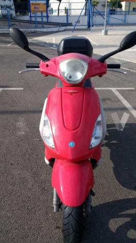 Scooter piaggio fly 50 4t -09