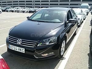 VOLKSWAGEN Passat 1.6 TDI 105cv Edition BlueMotion Tech 4p.