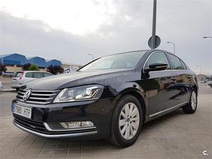 VOLKSWAGEN Passat 2.0 TDI 140 DSG Highline BlueMotion Tech