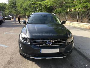 VOLVO XC D4 Summum Auto 5p.