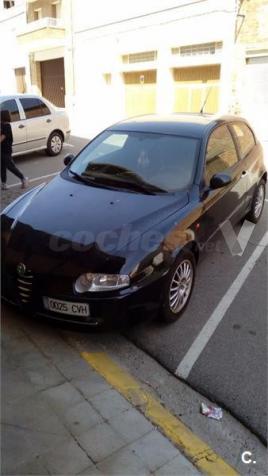 Alfa Romeo  Ts 105cv Distinctive 3p. -04