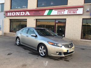 HONDA Accord 2.2 iDTEC Executive Innova -09