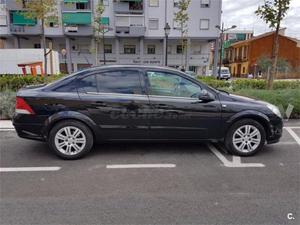 Opel Astra v Edition Auto 4p. -10
