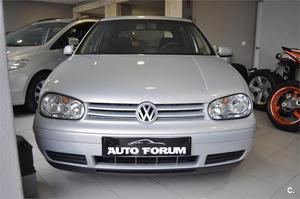 VOLKSWAGEN Golf 1.9 TDI CONCEPTLINE 5p.