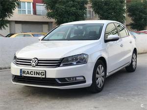 VOLKSWAGEN Passat 1.6 TDI 105cv BlueMotion 4p.