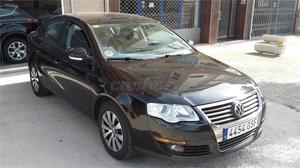 VOLKSWAGEN Passat 2.0 TDI 110cv DPF Edition Plus 4p.