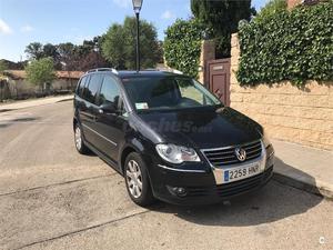 VOLKSWAGEN Touran 2.0 TDI 140 DSG Traveller 5p.