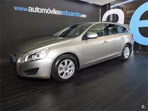 VOLVO V D4 Kinetic 5p.