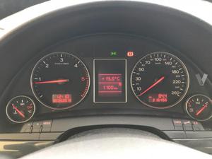 AUDI A4 2.5 TDI 163CV -04