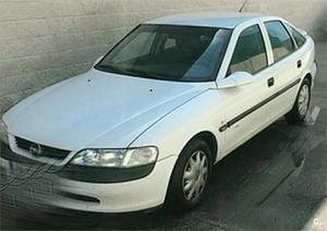 Opel Vectra v 5p. -96