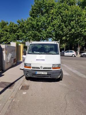 Renault Master con volquete basculante